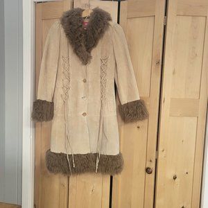 Collection Tan Leather Coat with Faux Fur Trim on Collar/Sleeve/Hem, Size Medium